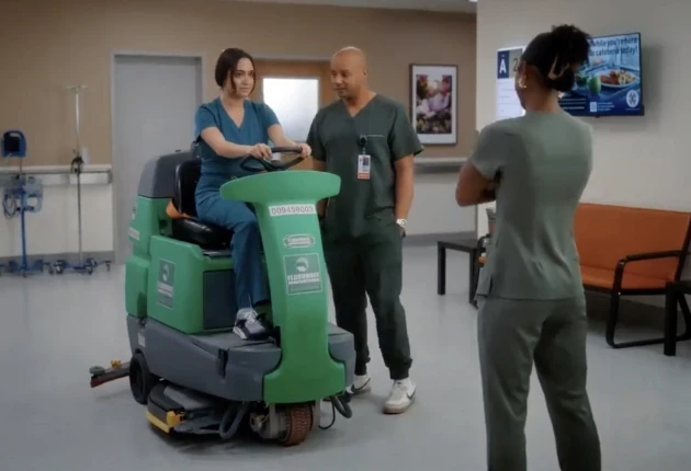 Картинки из серий сериала Клиника