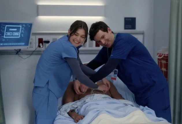 Картинки из серий сериала Клиника